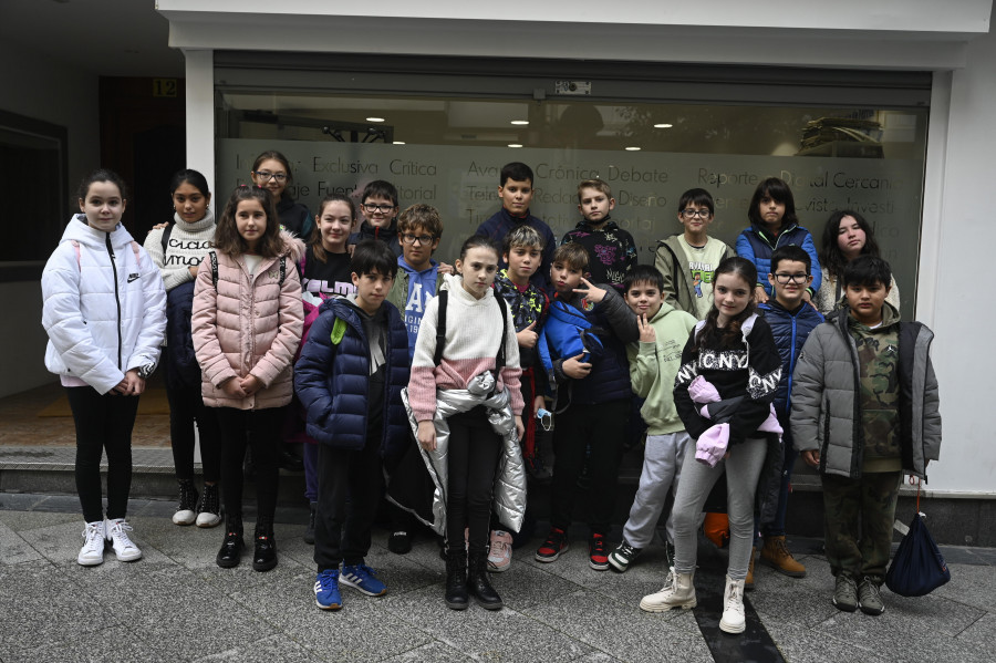 Los alumnos del CEIP Mosteiro de Caaveiro de A Capela visitaron las instalaciones de Diario de Ferrol