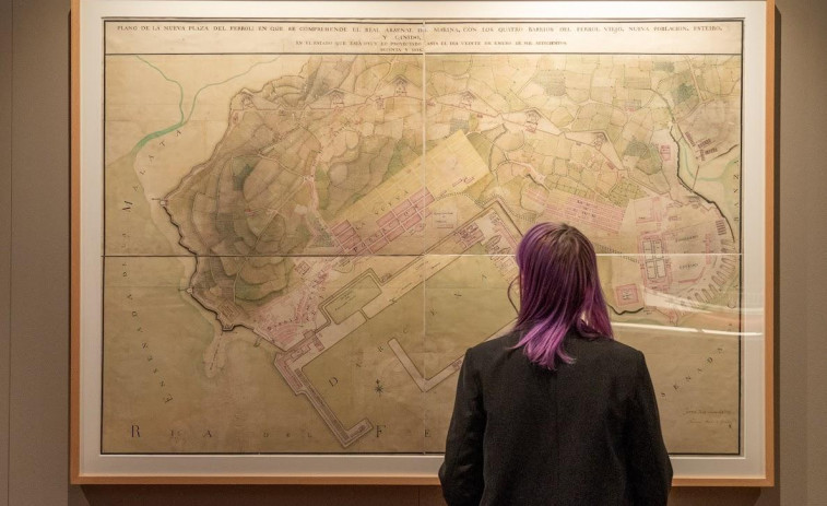 La exposición “Ferrol no tempo” reivindica el papel de la ciudad en la identidad gallega