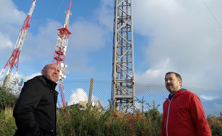 El BNG aresano denuncia la ilegalidad de una antena ubicada en Montefaro