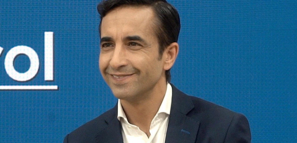 Rey Varela anuncia un plan de dinamización del comercio, la hostelería y el turismo
