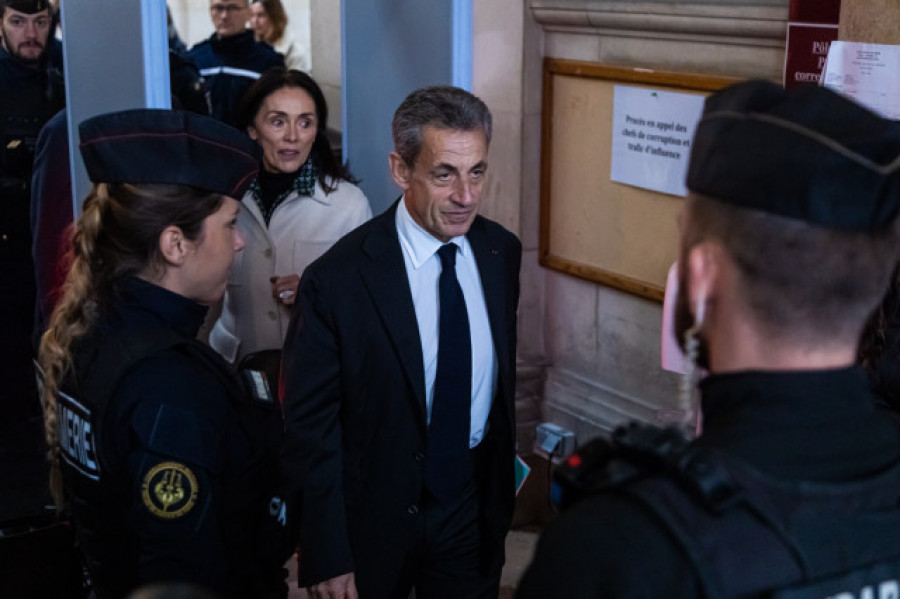 Sarkozy pide que se anule por desleal la instrucción que llevó a su condena