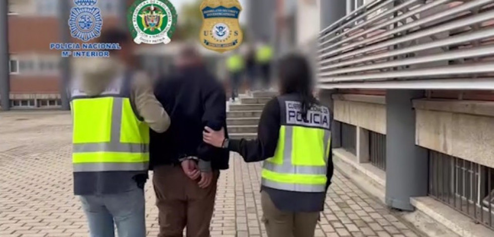 Intervenido un arsenal de guerra y 2.600 kilos de cocaína en la detención del histórico narco gallego 'Matador'
