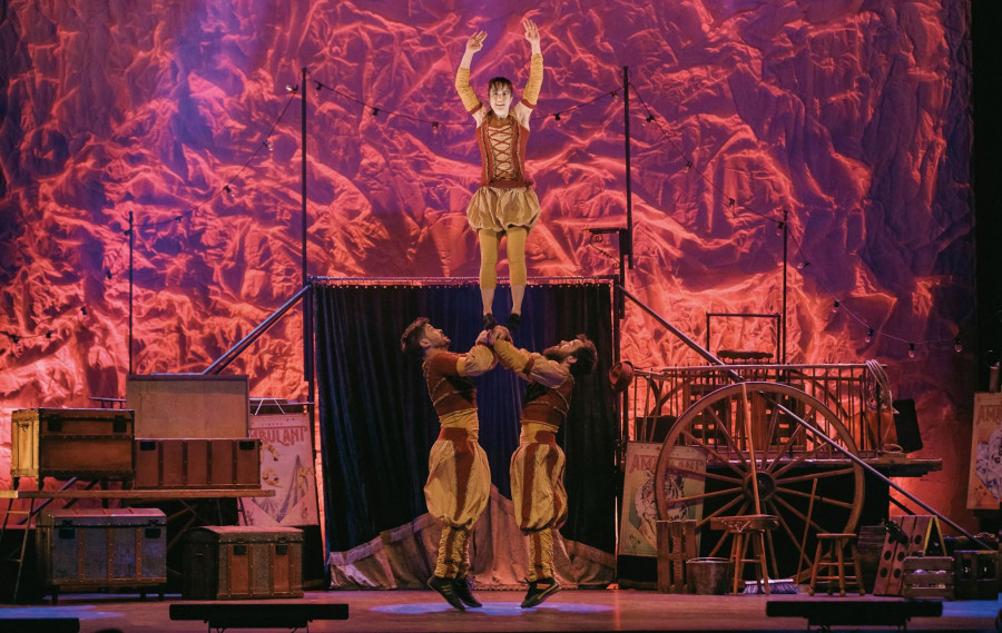 Espectáculo circense de gran formato, cine y rondallas en el fin de semana cultural de As Pontes