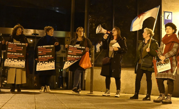 Entidades políticas y sociales protestan contra el delito de desórdenes públicos