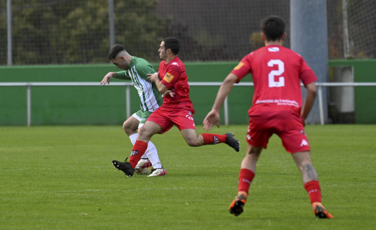 El Somozas pierde ante el Arosa tras ir 3-1 al descanso