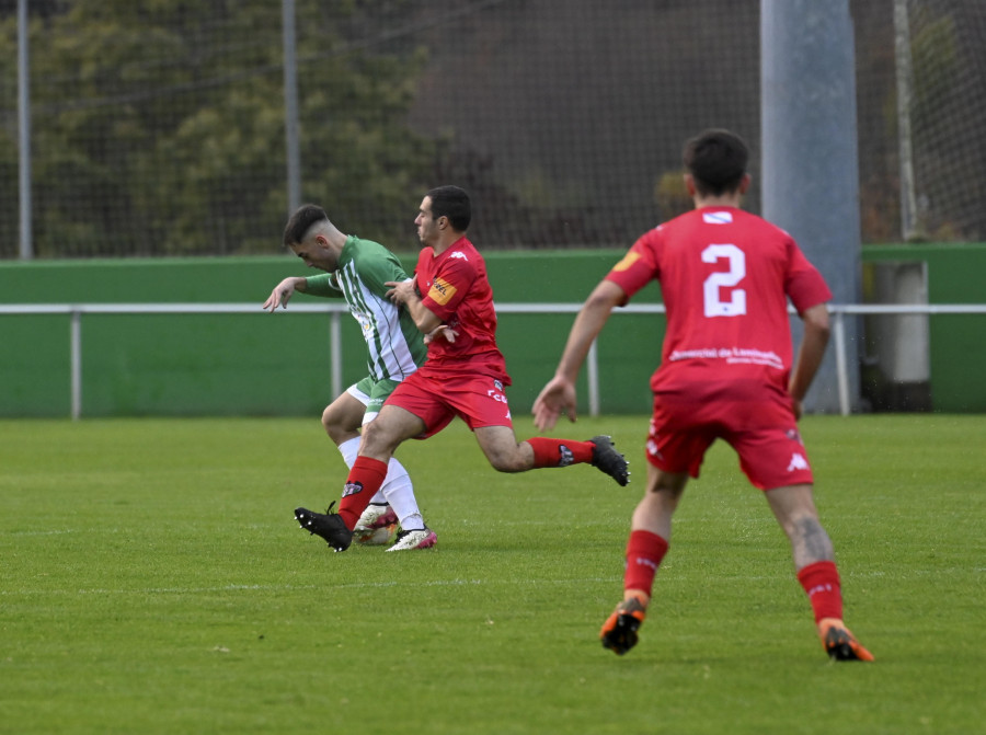 El Somozas pierde ante el Arosa tras ir 3-1 al descanso