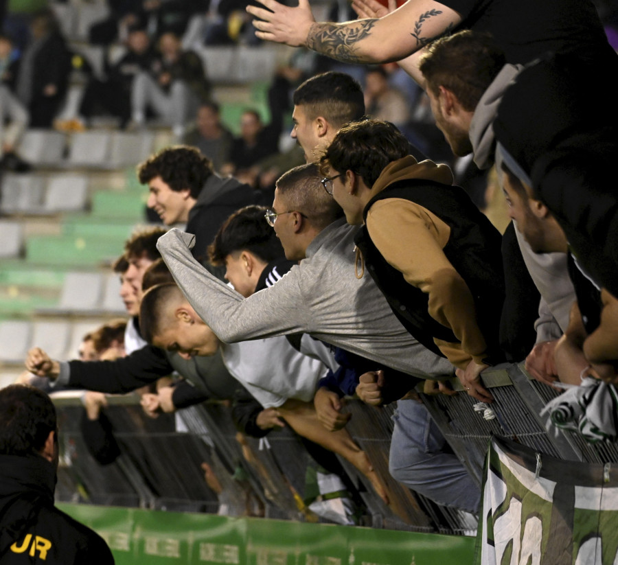 A la venta las entradas para el Racing-Lugo de este viernes