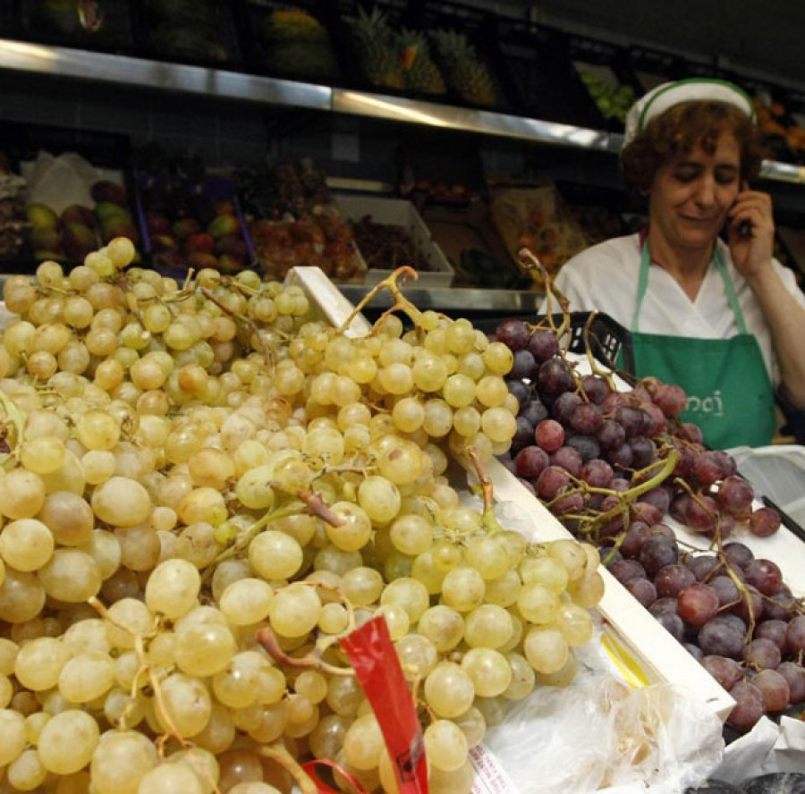 Los menores de cinco años no deben tomar uvas ni lacasitos en Nochevieja