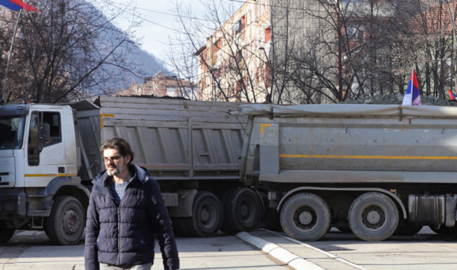 Desescalada en Kosovo: la minoría serbia retira sus barricadas