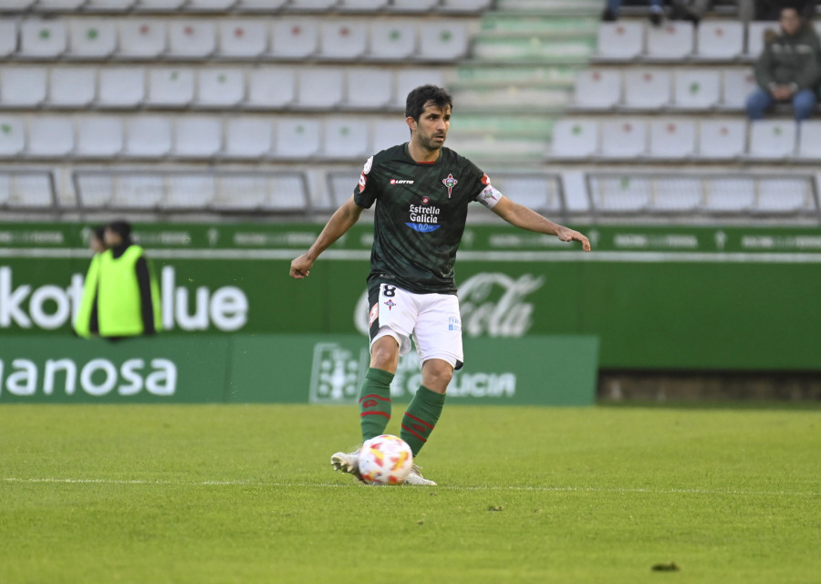 Álex López: “Me siento orgulloso de ser ferrolano y del Racing... y lo inculco”