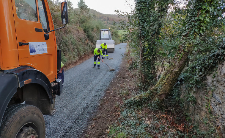 Moeche suma otros 25.000 euros de inversión al mantenimiento de la red vial del municipio