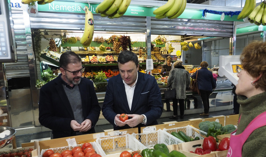 El mercado se verá beneficiado de las obras en marcha y la nueva plaza de la nave provisional