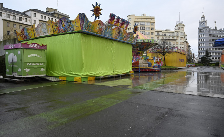 El mal tiempo obliga a trasladar el “Día del niño” de las atracciones al próximo domingo