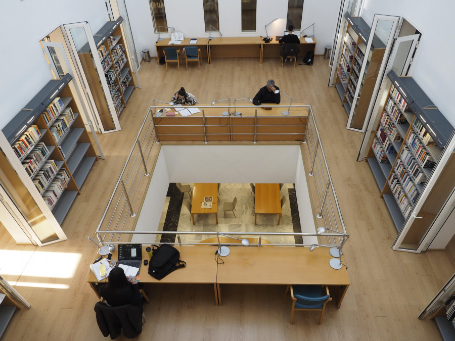 Cambio en el horario de la biblioteca municipal de Ferrol este viernes