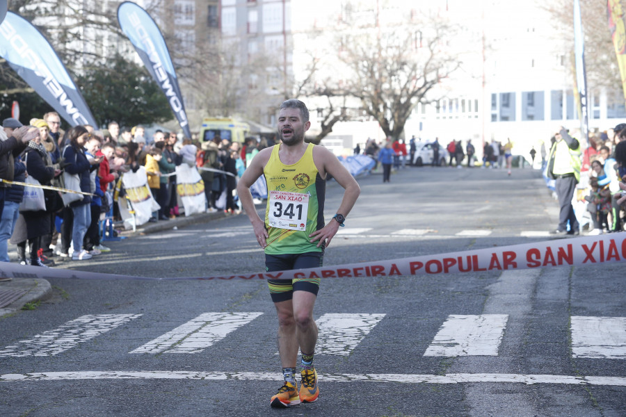 Jonathan Fernández se impone en la Carreira Popular San Xiao