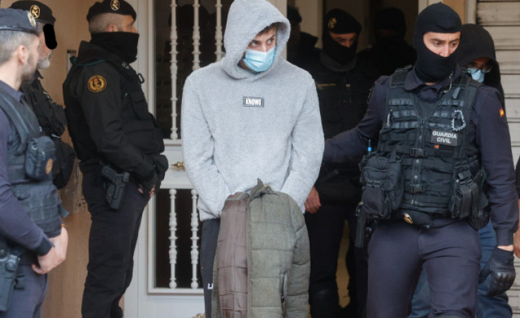 Al menos un detenido en Vilagarcía en una operación antidroga de la Policía Nacional y la Guardia Civil