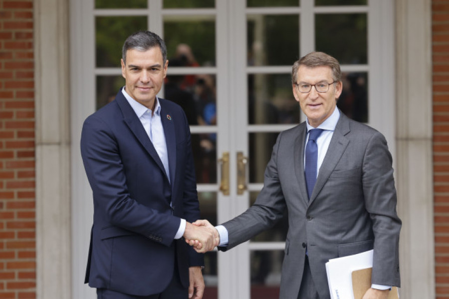 El PP estrecha su distancia e incluso ganaría al PSOE sin la "cocina" del CIS