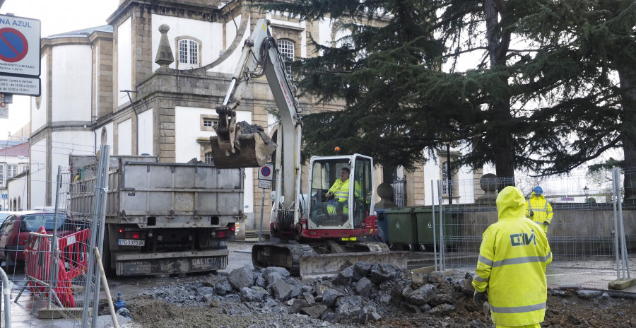 La piedra de la calle de la Iglesia pasará al entorno de la concatedral tras su numeración