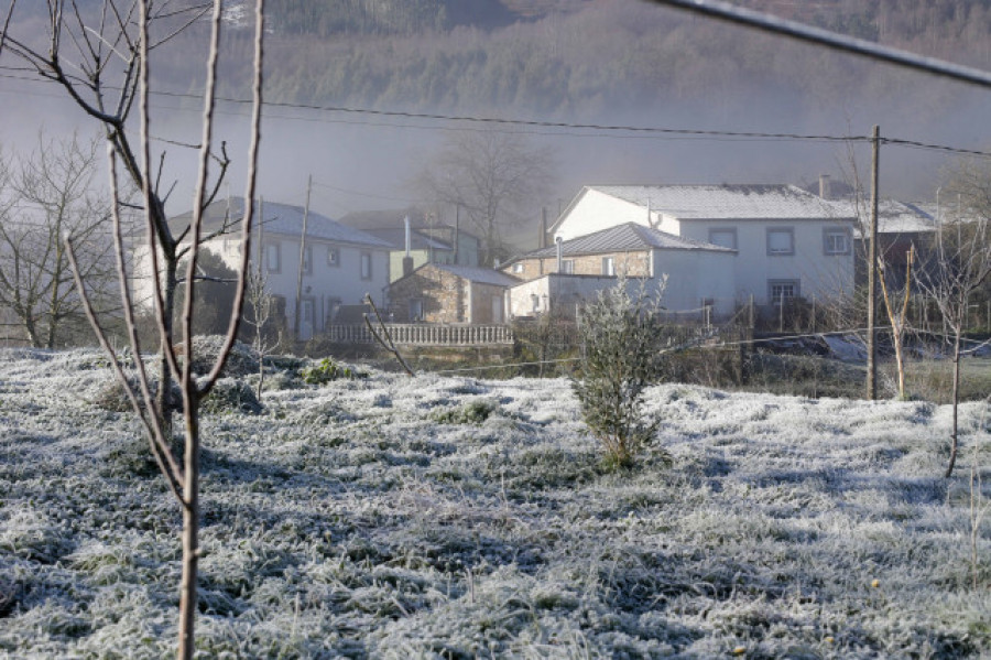 El sur de Lugo se congela con temperaturas de hasta 4 grados bajo cero