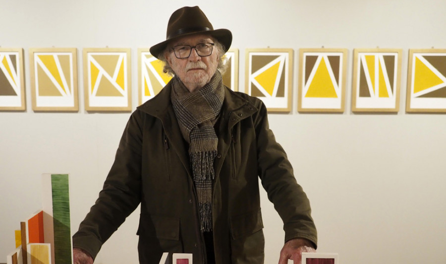 El prolífico pintor José Luis González Loureiro toma el Torrente con más de 400 obras