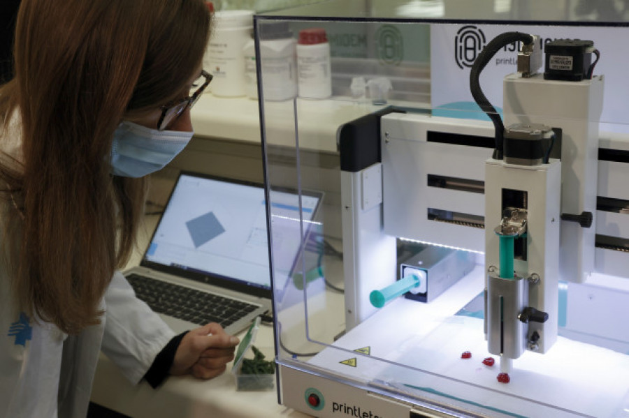 Vall d'Hebron ensaya medicamentos infantiles elaborados con una impresora 3D
