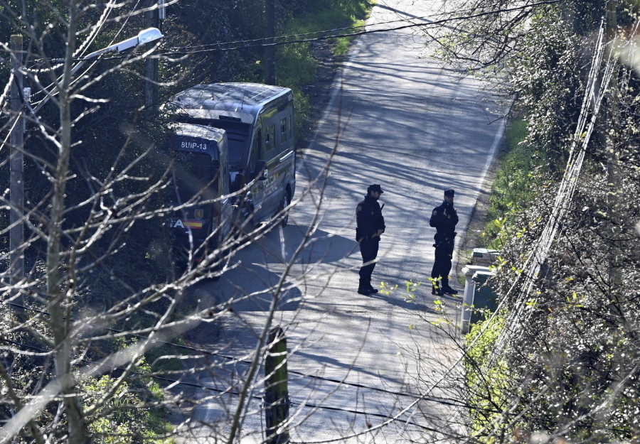 La Policía lleva a cabo una operación en el campamento ferrolano de Los Chaquetas