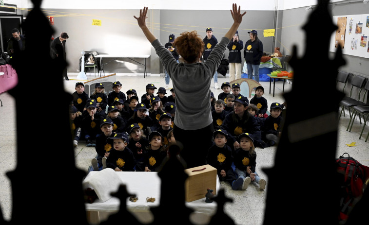 La Xunta inicia en Narón su programa en centros escolares “Vexo Veo Xacobeo”