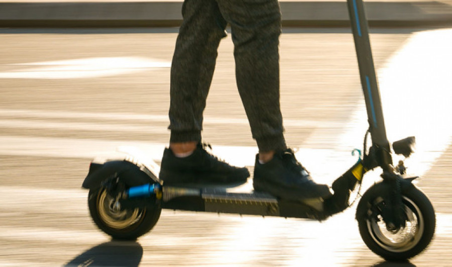 Prohibidos los patinetes eléctricos en Renfe a partir del 12 de