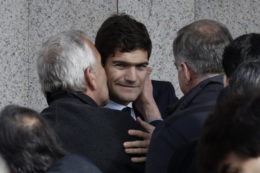 El fútbol español da el último adiós a Marcos Alonso Peña