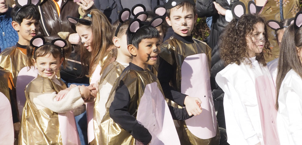 Carnaval escolar en Cruceiro de Canido, Cristo Rey y Belén