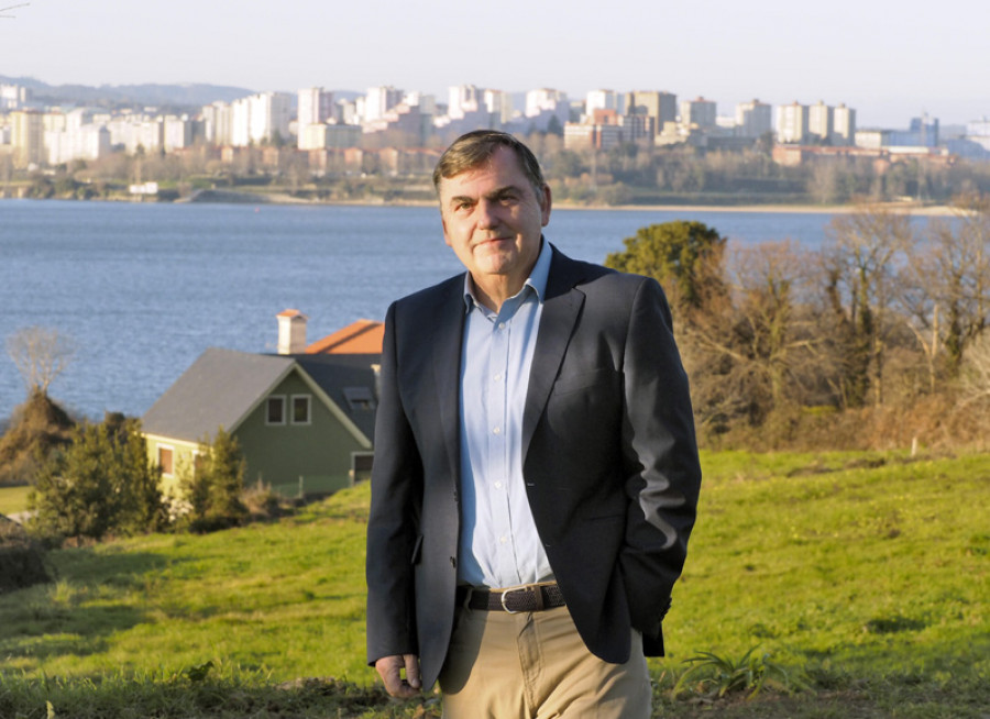 Francisco Vizoso: “Muchos de los artículos leídos por investigadores en el mundo se han escrito aquí, en mi jardín de Maniños”