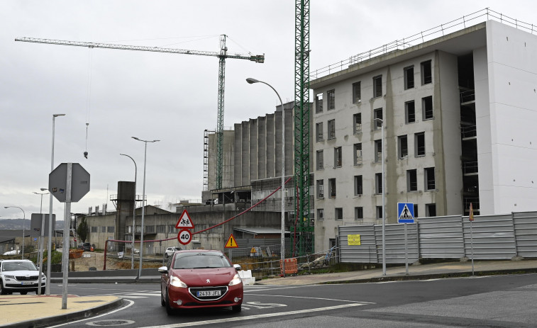 Denuncian varios destrozos en vehículos en un garaje privado de Ferrol