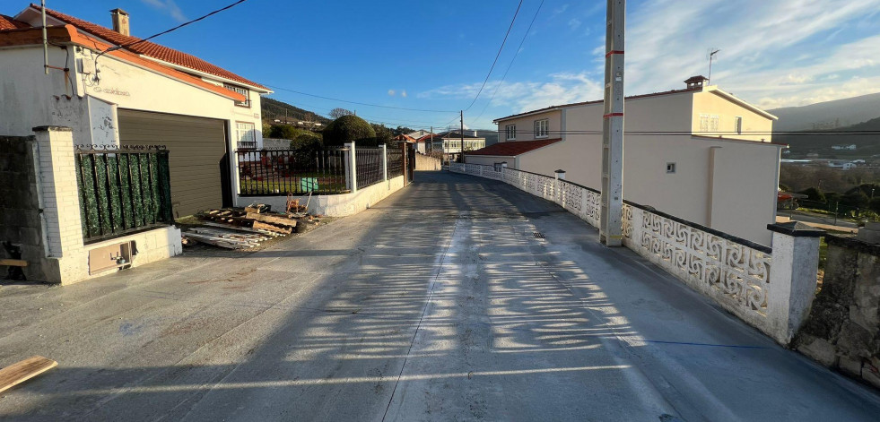 Cedeira invierte 35.000 euros en el arreglo del camino de acceso al núcleo de As Saíñas