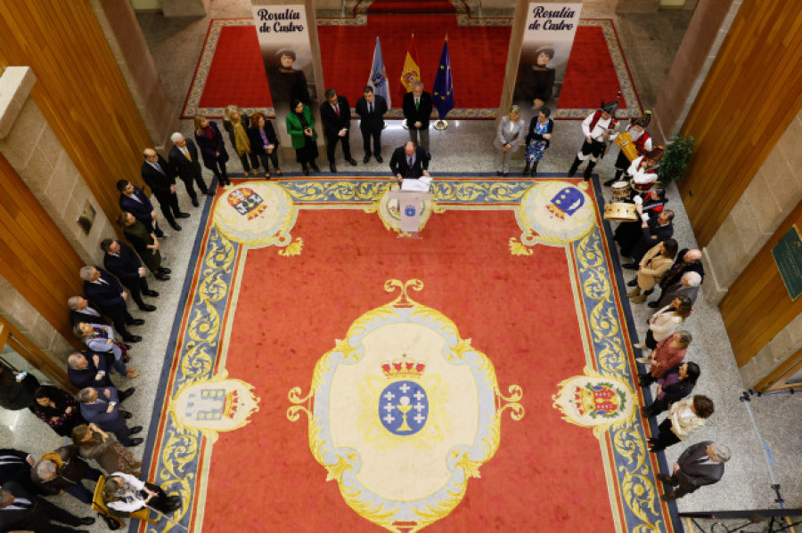 El Parlamento gallego recuerda el aniversario de Rosalía de Castro con lecturas de poemas