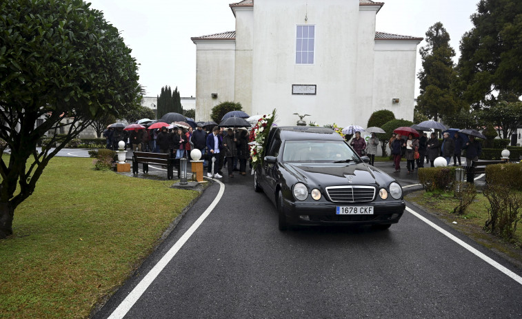 O adeus a Rafael Pillado, unha homenaxe á xeración que deitou a ditadura