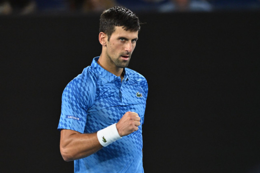 Djokovic se estrena con victoria ante un combativo Machac en Dubai