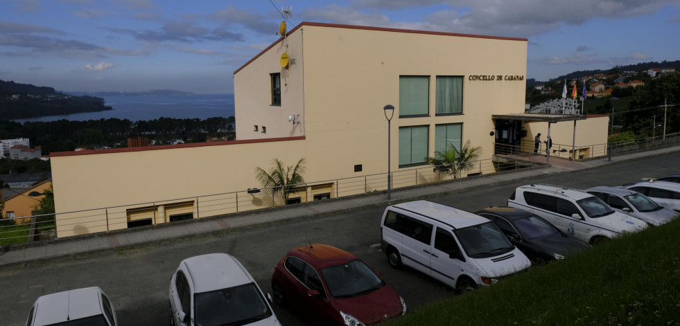 Cabanas estudia la viabilidad de implantar un servicio de transporte público municipal