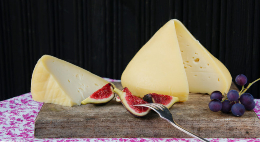 Constituido el consejo regulador de la Denominación de Origen Protegida del Queso Tetilla
