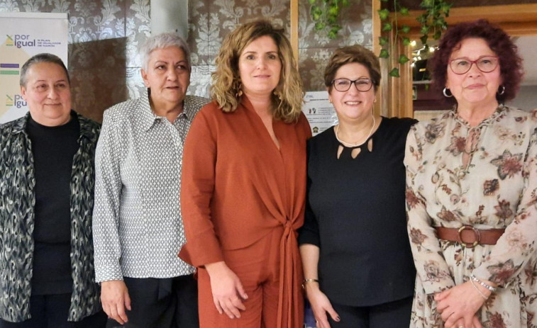 A Cea de Mulleres de Narón reuniu a máis dun cento de participantes