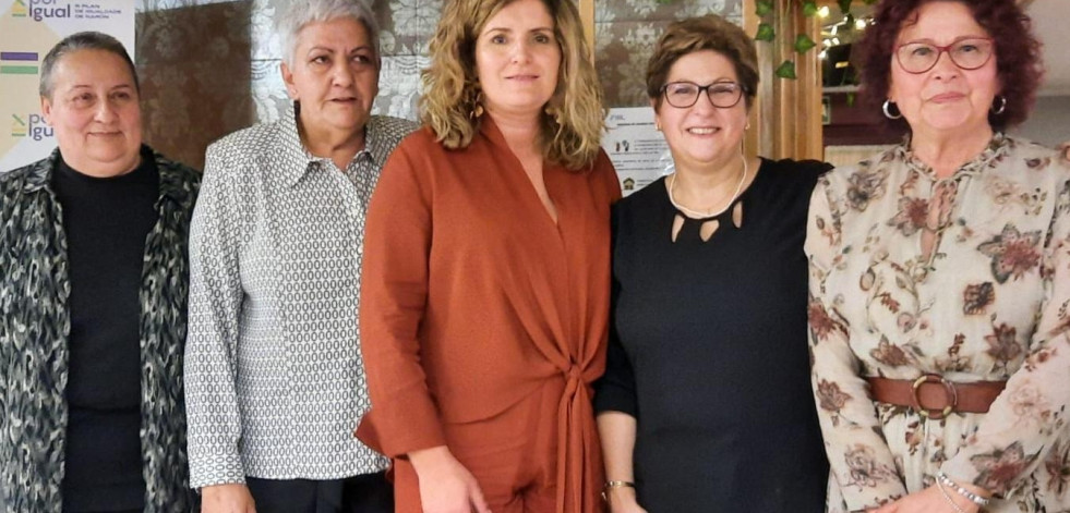 A Cea de Mulleres de Narón reuniu a máis dun cento de participantes