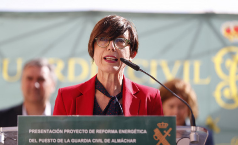 Dimite la directora general de la Guardia Civil