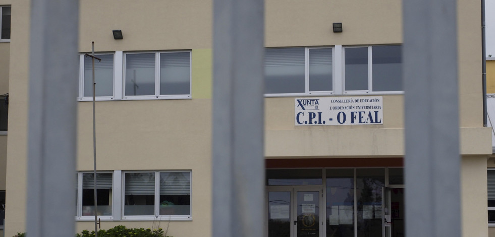 La Xunta instalará tres ascensores en el CPI O Feal y el CEIP A Gándara de Narón