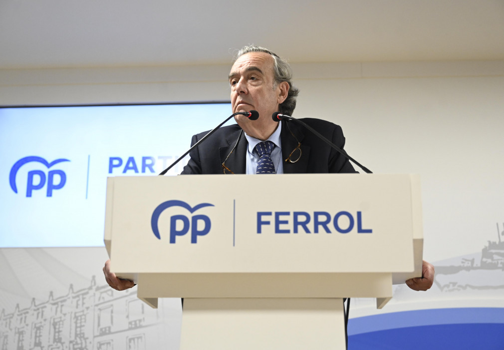 Juncal acusa al Gobierno  central de “robar” a la ciudad naval el proyecto  del dique cubierto