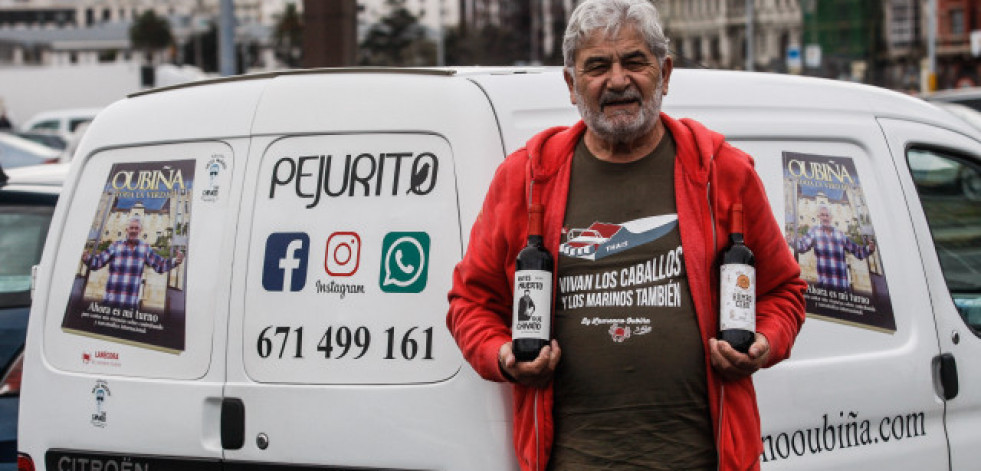 Laureano Oubiña | “Cobro 480 euros de pensión y tengo que pagar casa, luz y  agua; el vino me ayuda a sobrevivir”