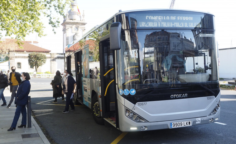 Los buses lanzadera de Semana Santa funcionarán  a partir de este domingo