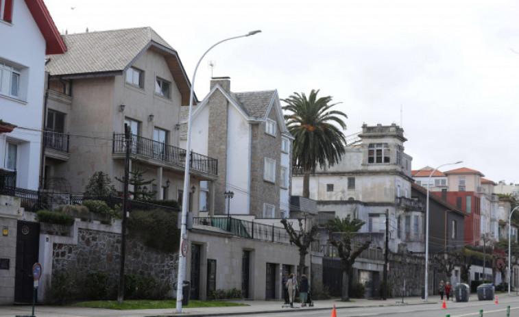 El precio medio para los chalés de lujo baja en A Coruña y Pontevedra a cierre de 2022