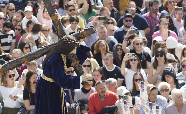 Enfado e ironía en Sevilla al destacar Ferrol como la 'mejor' Semana Santa de España