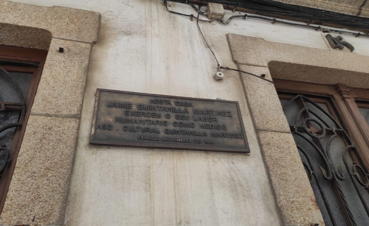 Lo que muchas placas  nos dicen en los edificios ferrolanos: ¿Quién nació aquí?