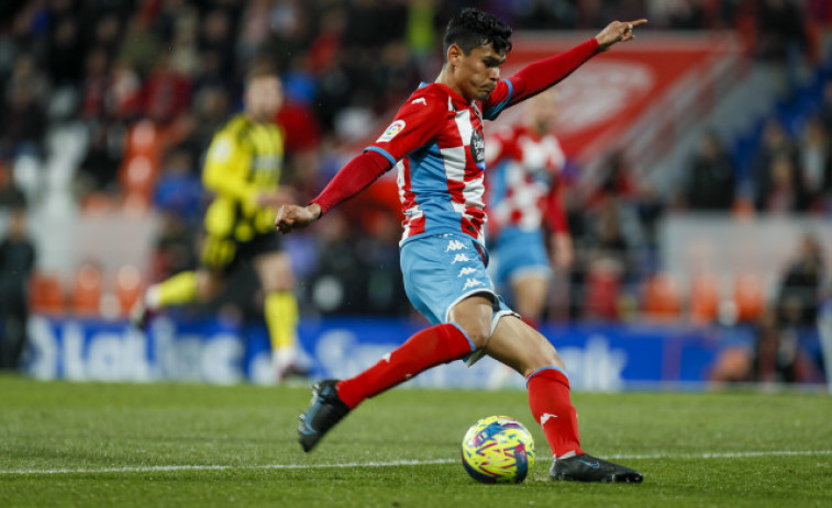 El hermano de Jaume Cuéllar, futbolista del juvenil del Club Deportivo Lugo, en la UCI tras una agresión de madrugada