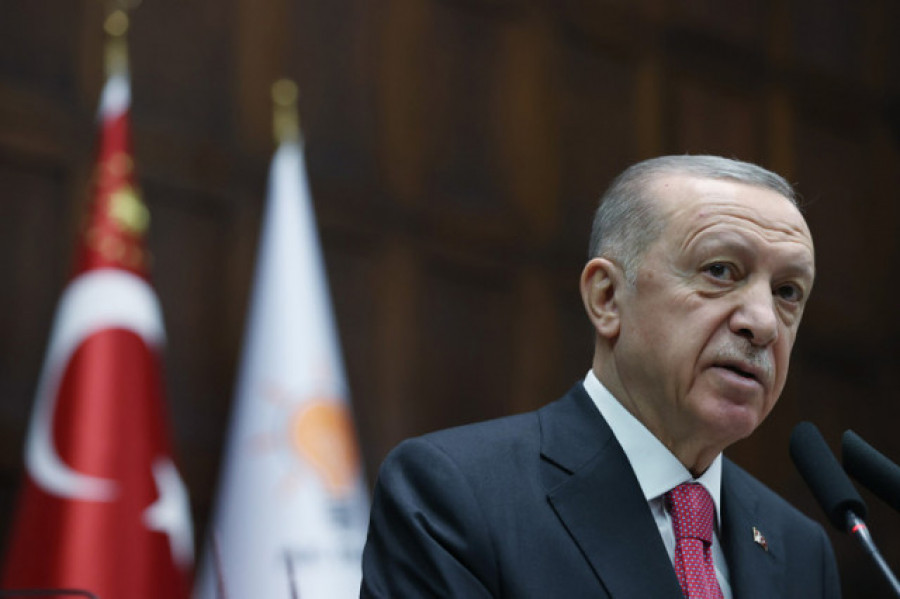 Erdogan promete limitar la población de Estambul y protegerla ante terremotos